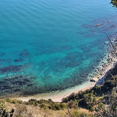 Apartman La Pervinca *